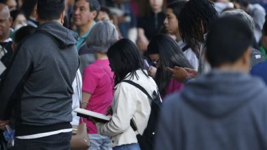 São Paulo (SP) 18/08/2024 UNIP em São Paulo, candidatos do Concurso Público Nacional Unificado (CPNU) a espera da abertura dos portões. Foto: Paulo Pinto/Agência Brasil