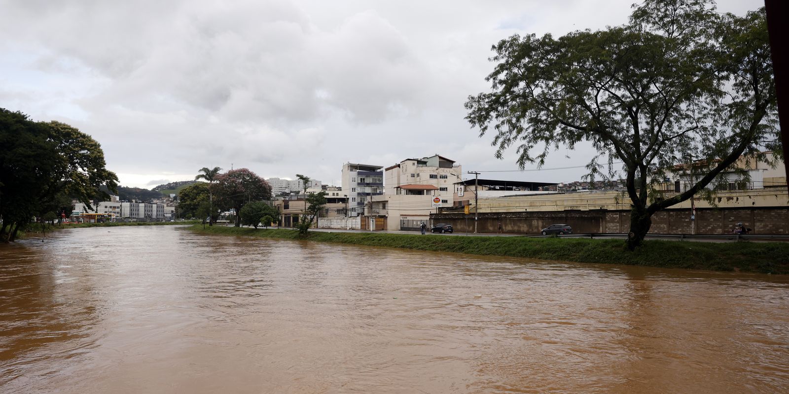 Temporais na Zona da Mata mineira deixam 40 mortos em Juiz de Fora e Ubá