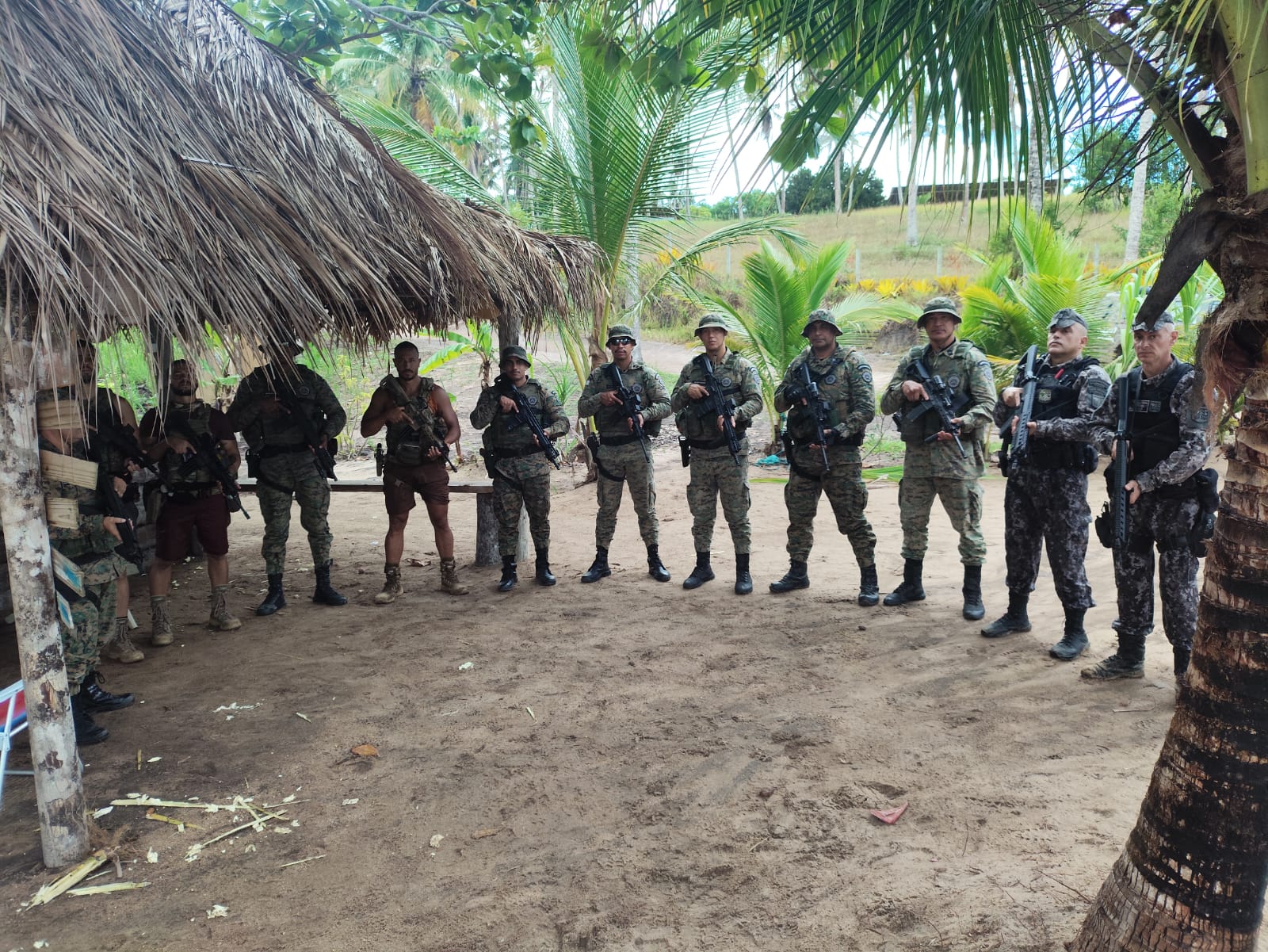 Suspeitos ataque turistas: 12 detidos por tiros em Prado, Bahia