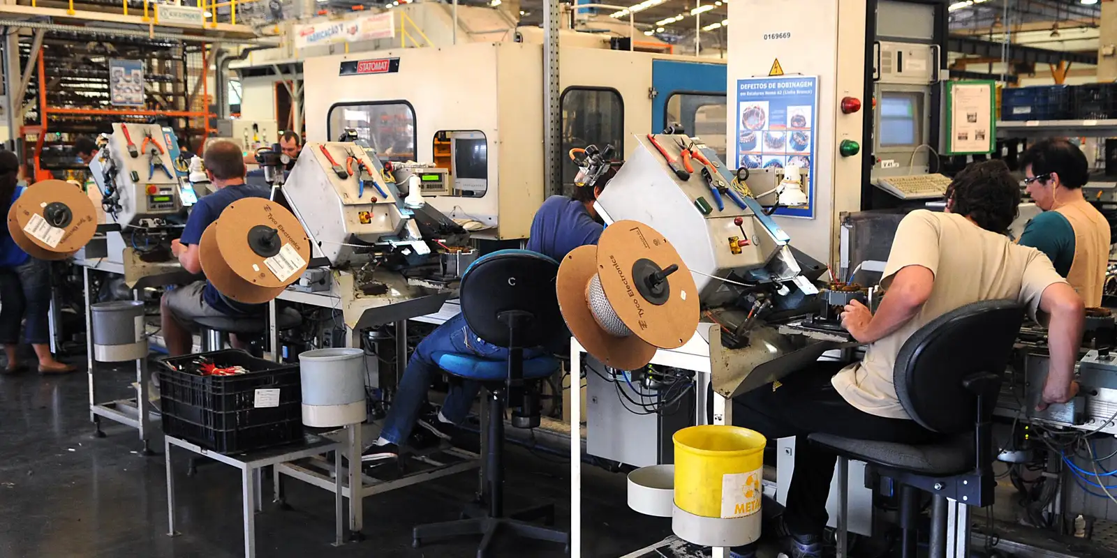 Atividade industrial do Brasil cresce 1,8% em janeiro, mas não zera perdas