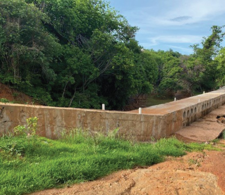 Bahia entrega passagem molhada e investe R$ 2 mi em Urandi