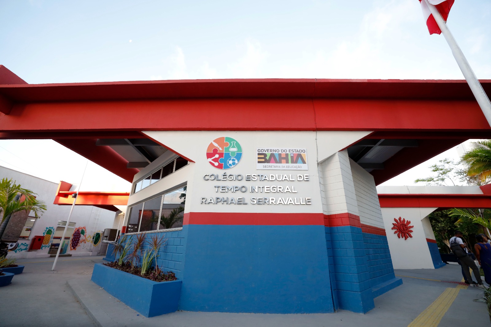 Salvador Fortalece o Ensino Integral: Colégio Raphael Serravalle