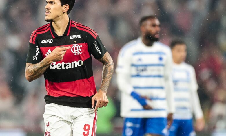 Flamengo vence Cruzeiro