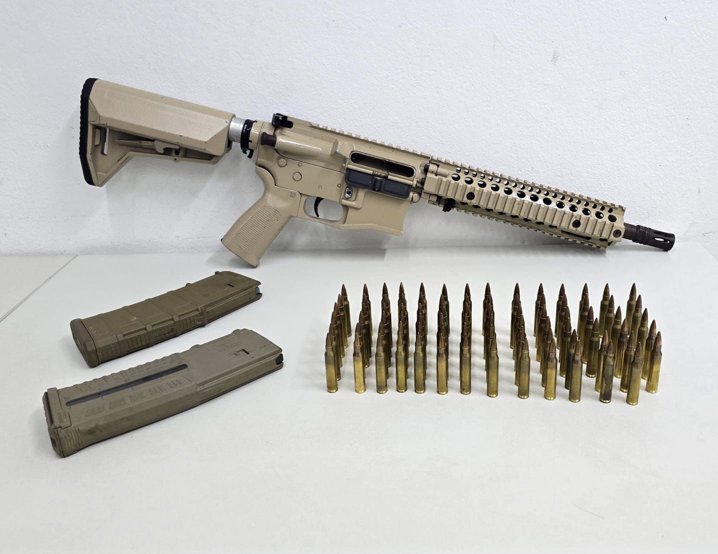 PM da Bahia apreende fuzil calibre 5.56 após perseguição em Ilhéus