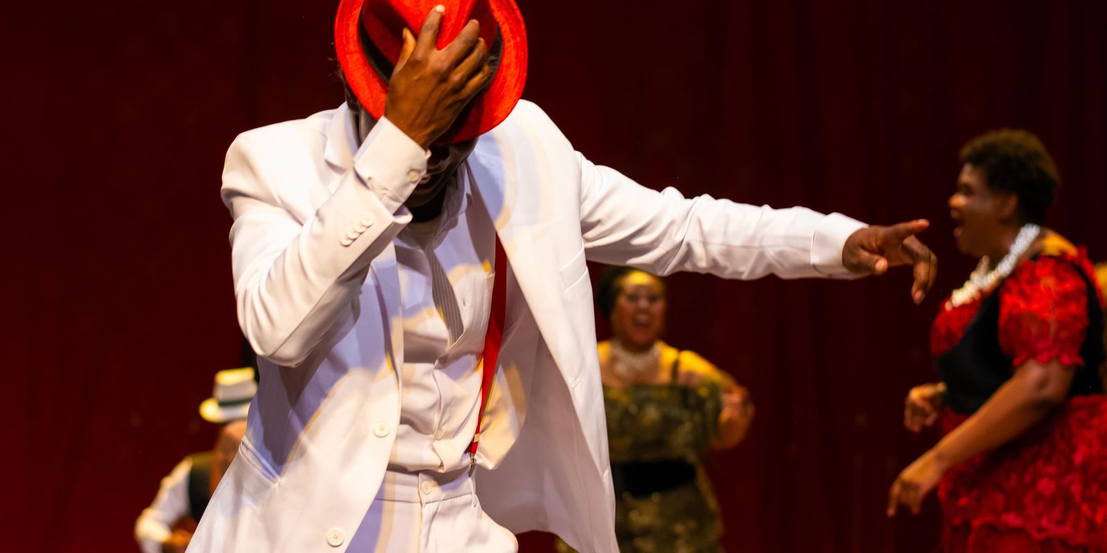 Grupo dos Dez leva Madame Satã a BH e celebra 15 anos de teatro negro