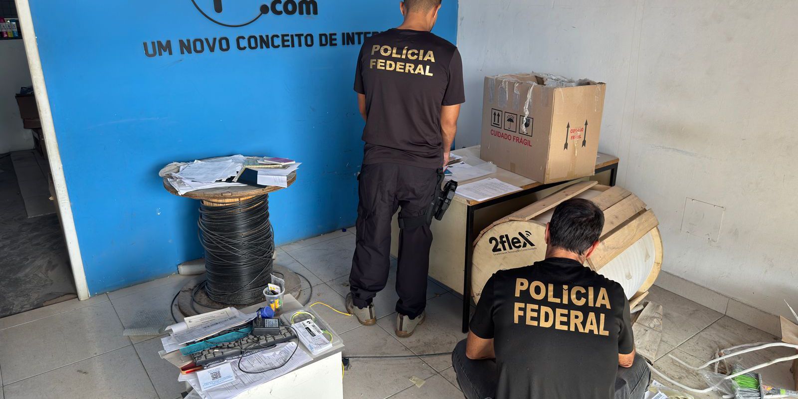 PF e GAECO prendem 2 por monopólio de internet ilegal em Cabo Frio