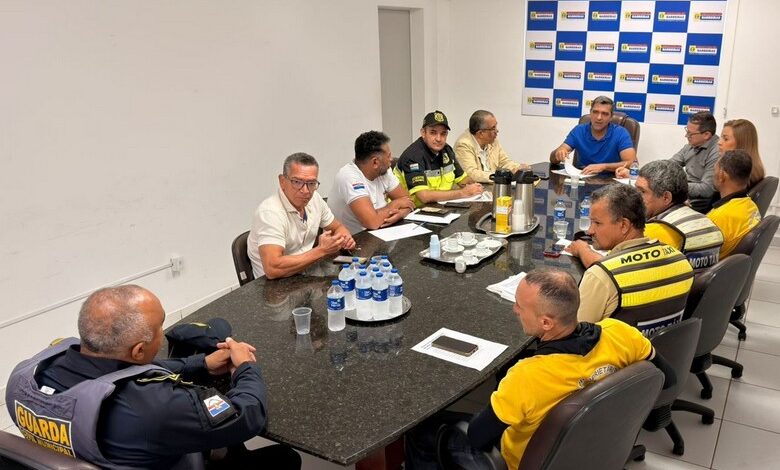 Mototaxistas De Barreiras