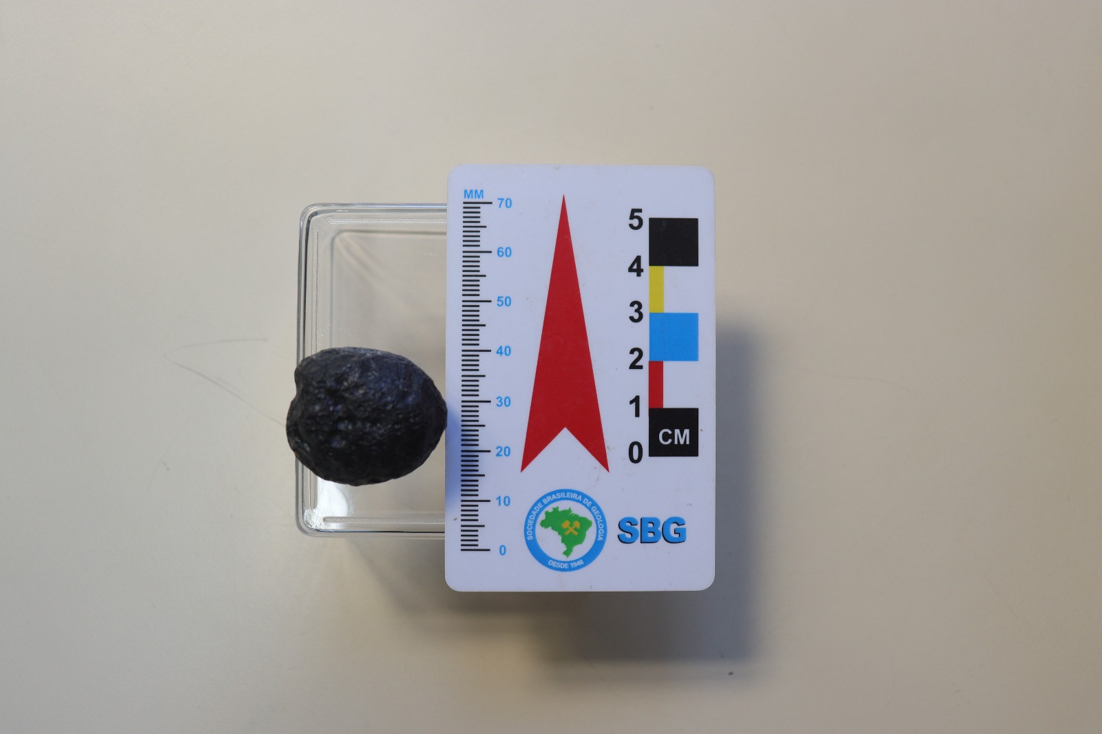 Museu Geológico da Bahia exibe primeiros tectitos do Brasil após 51 anos