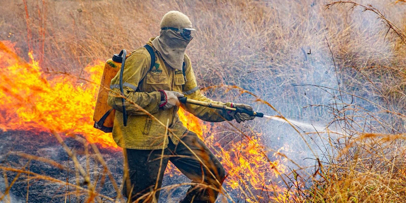 Governo mobiliza 4,6 mil brigadistas em plano contra incêndios 2026