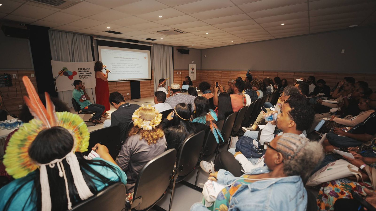 Pontos de Cultura Bahia capacitam agentes de 100 municípios em Feira de Santana