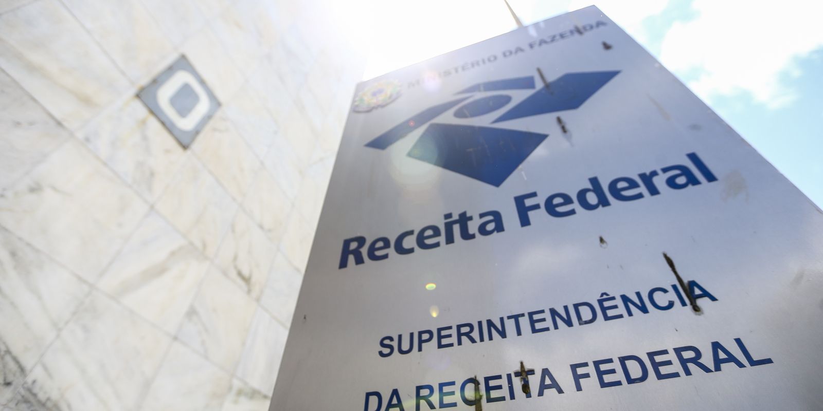 Receita Federal e PGFN detalham regras para devedor contumaz