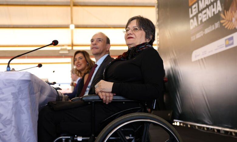 réus campanha Maria Penha