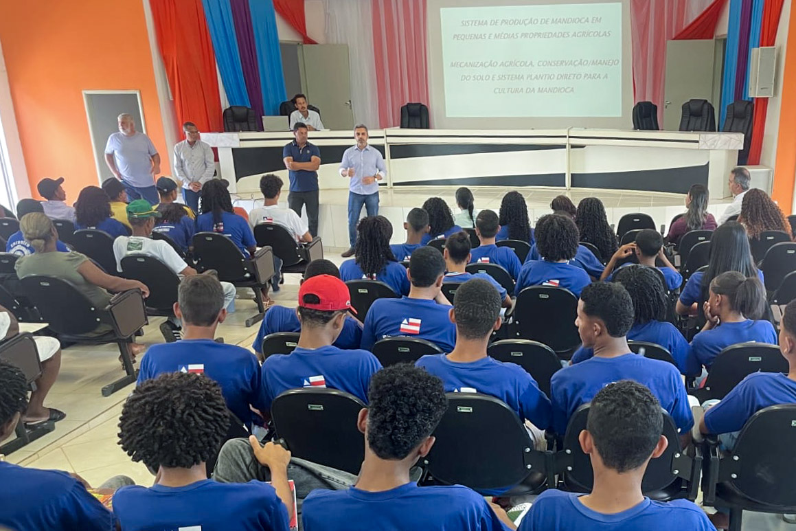 Seagri promove 76 reuniões para fortalecer produção de mandioca na Bahia
