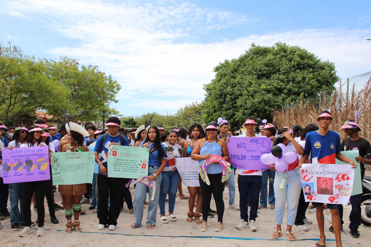 Colégio Indígena na Bahia mobiliza mais de 200 contra violência de gênero
