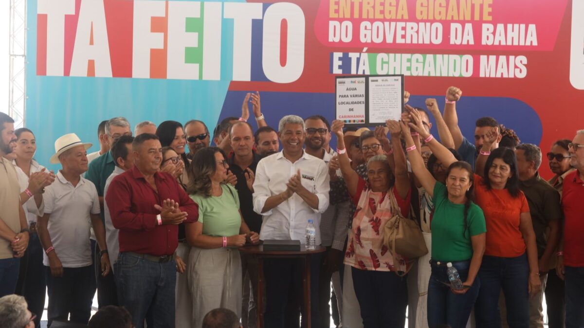 Bahia leva água potável a 5 mil moradores rurais em Carinhanha