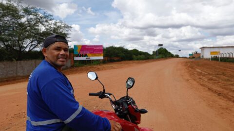 Governo pavimenta BA-084 e impulsiona desenvolvimento em Sítio do