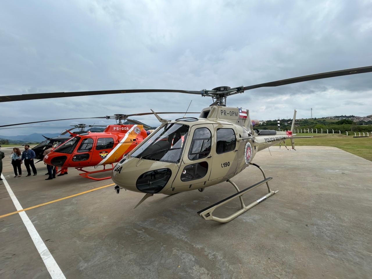 Bahia inspeciona novos helicópteros para reforçar segurança