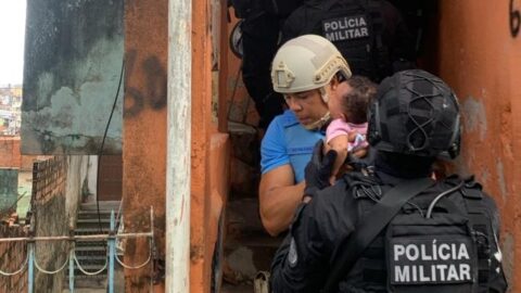 BOPE resgata bebê de 3 meses e família em crise com reféns no Curuzu