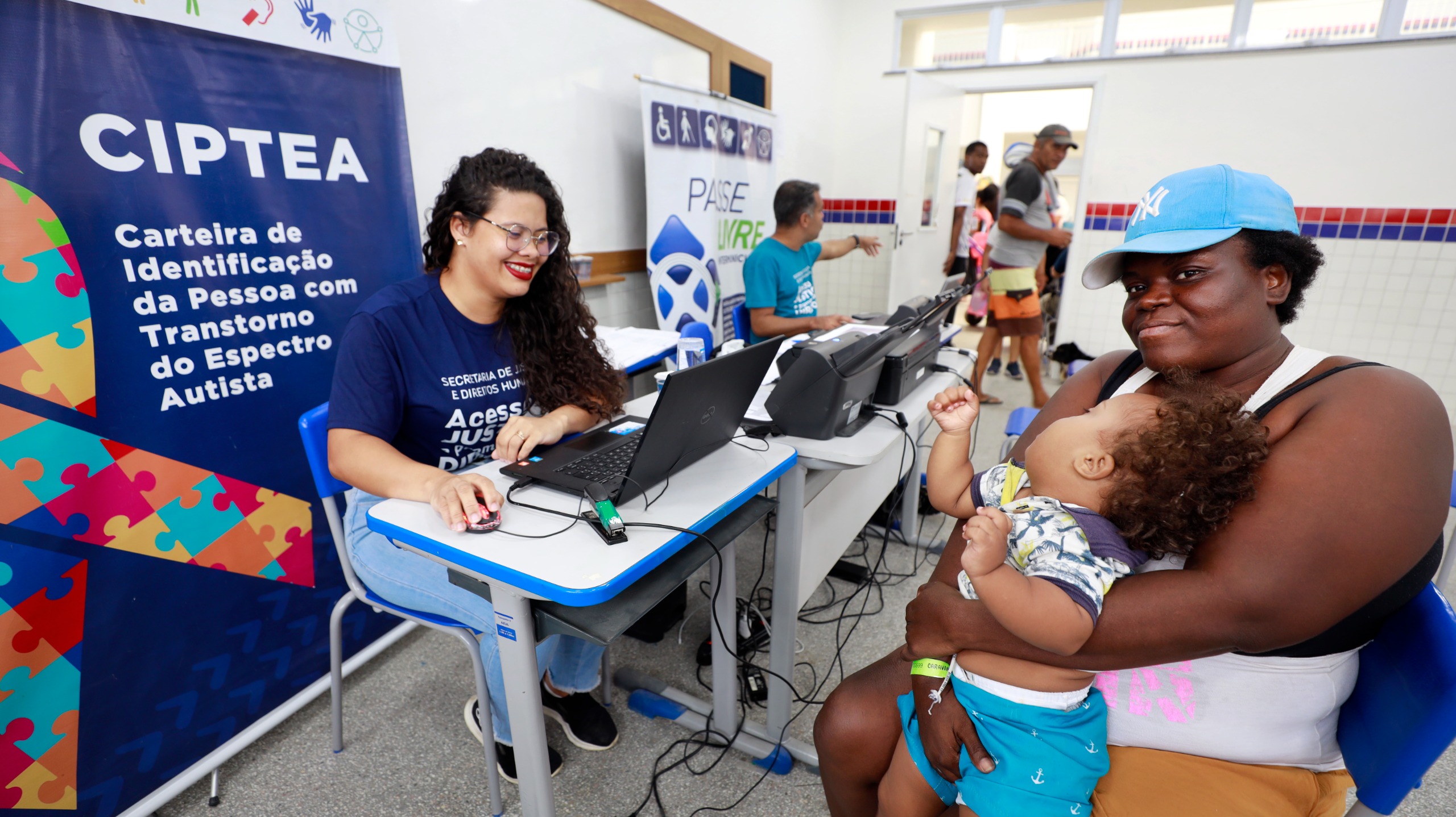 Caravana de Direitos Humanos leva serviços a dois municípios baianos