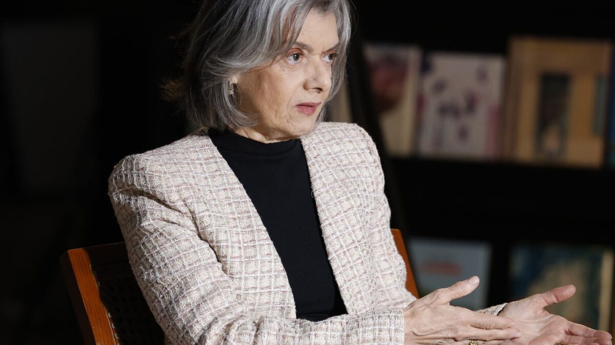 Ministra Cármen Lúcia considera deixar STF por ataques machistas