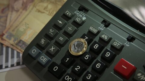 União quita R$ 384 milhões em dívidas de estados e municípios em março