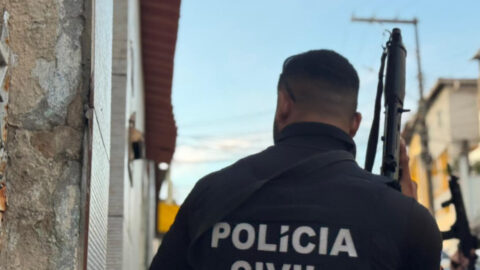Polícia Civil incinera mais de 400 kg de drogas em Itabuna