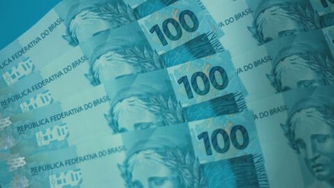 EUA pede saída de oficial brasileiro por manipulação na imigração