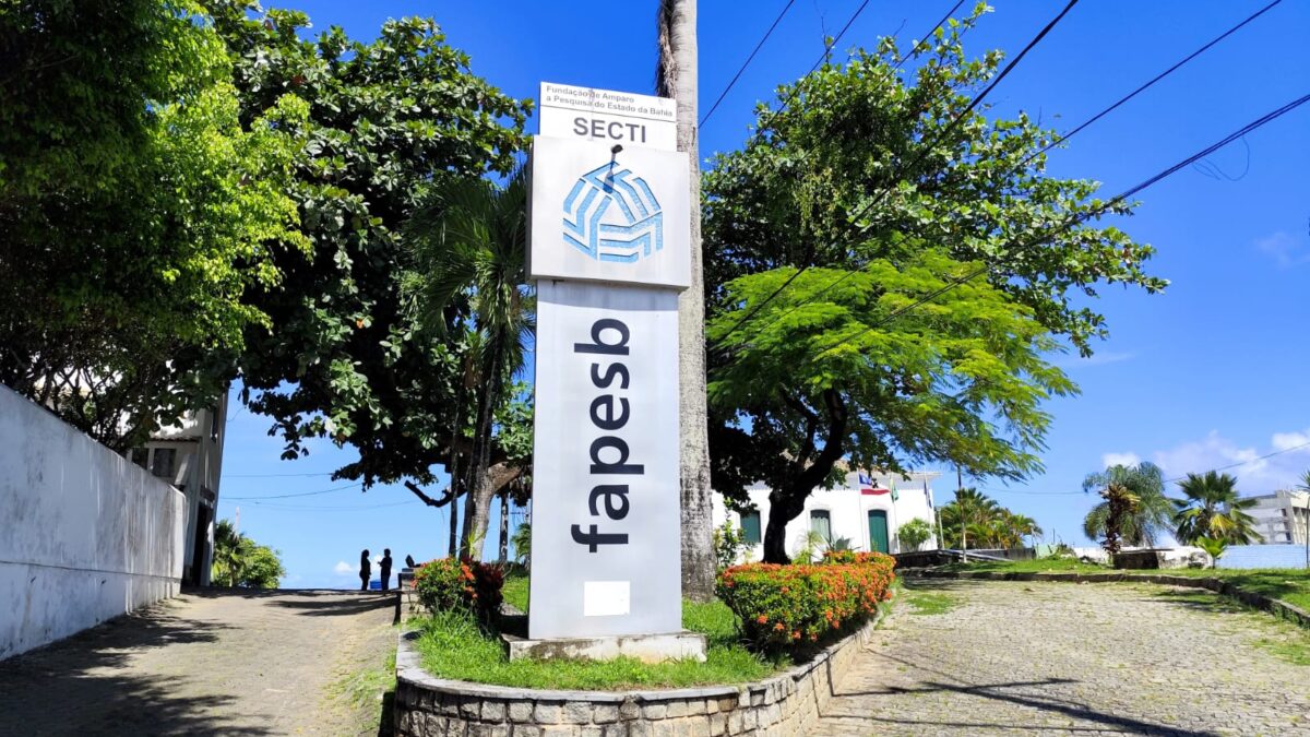 Fapesb abre 22 vagas de nível superior REDA para atuar na Bahia