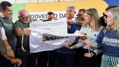 Jerônimo Rodrigues garante água e internet para famílias na Chapada