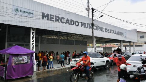 Governo da Bahia entrega mercado renovado e impulsiona economia