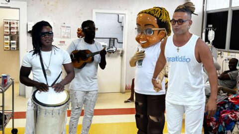 Projeto Música Cura leva leveza e quebra rotina da hemodiálise no HGRS