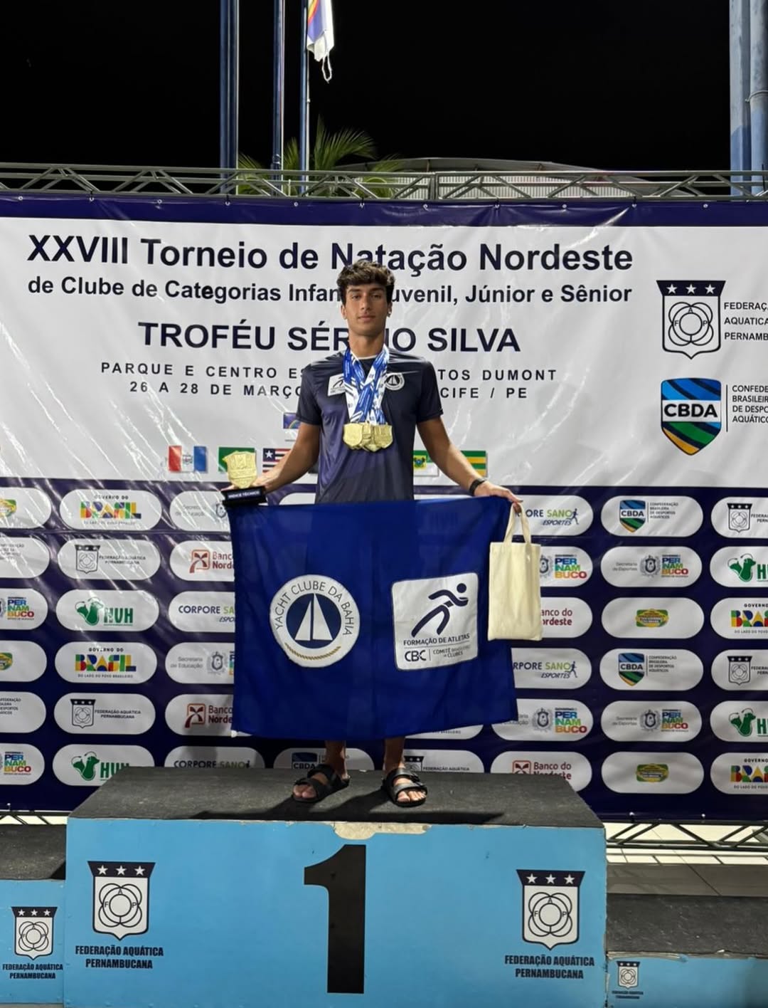 Nadadores da Bahia conquistam 30 medalhas no Torneio N/NE em Recife