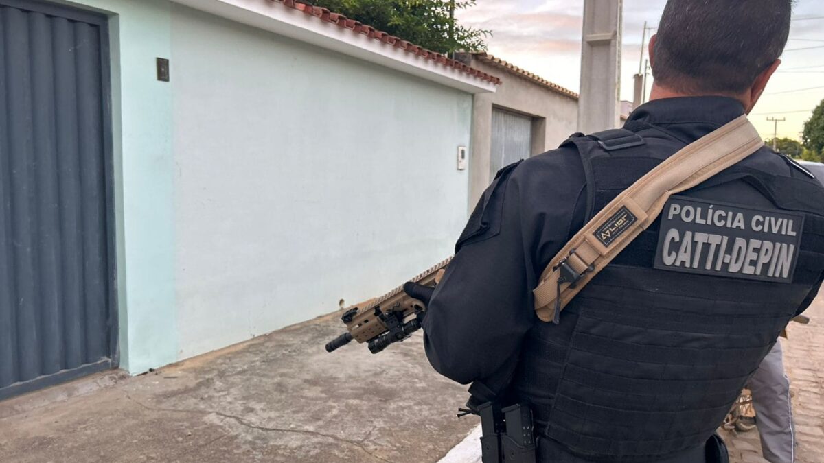 Polícia Civil prende três suspeitos de tráfico em operação na Bahia