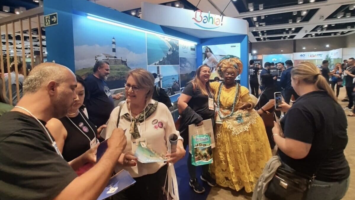 Setur-BA divulga atrativos baianos em Morro de São Paulo e Porto Alegre