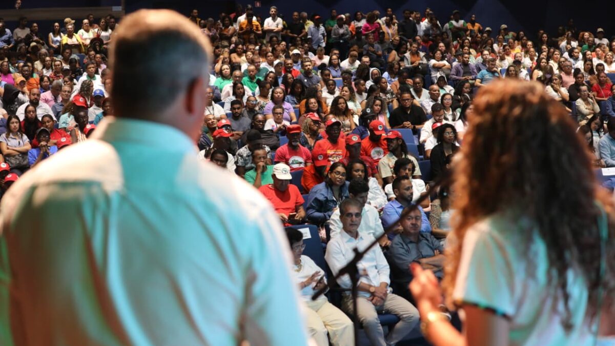 Bahia investe R$ 66 milhões para fortalecer agricultura familiar e escolas