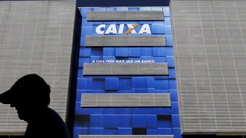 Caixa registra queda de 34% no lucro por novas regras do BC