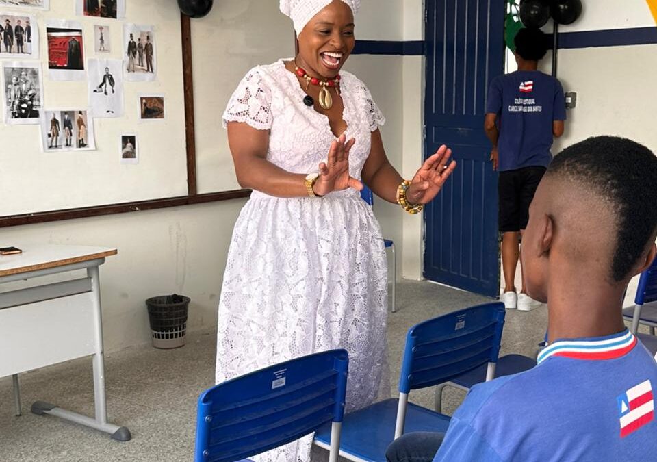 Empreendedorismo negro empodera estudantes em escola de Salvador