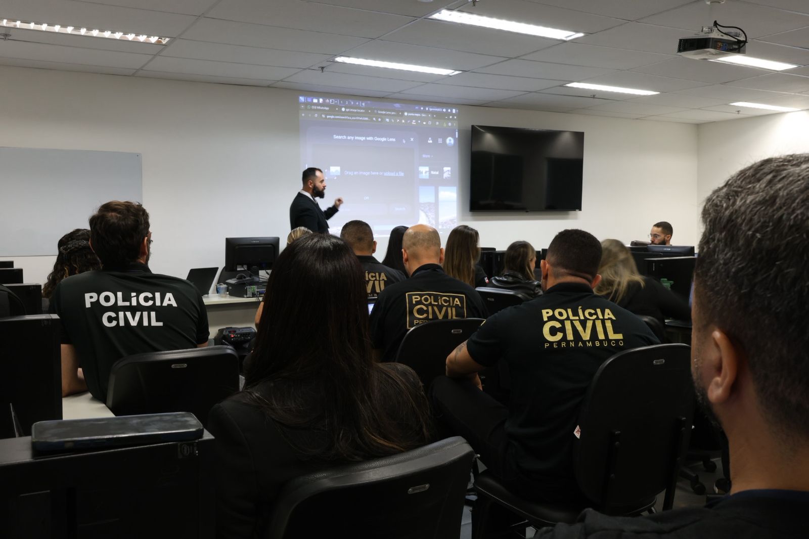 Bahia sedia curso para asfixiar financeiramente o crime organizado