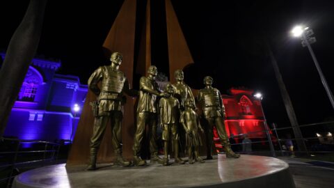 PMBA celebra 200 anos com monumento e homenagens em Salvador
